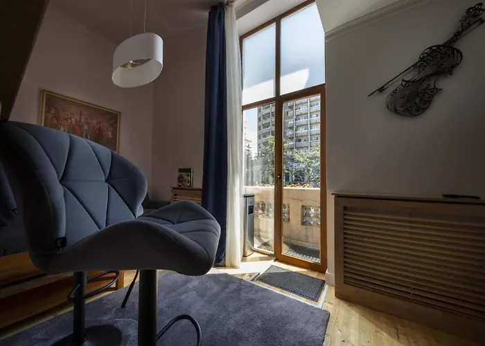 Athenaeum Spacious& Cozy 1br Prime Location W Balcony Lägenhet Bukarest