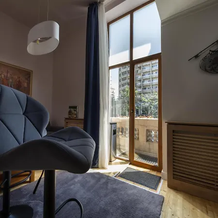 Athenaeum Spacious& Cozy 1br Prime Location W Balcony Daire Bükreş